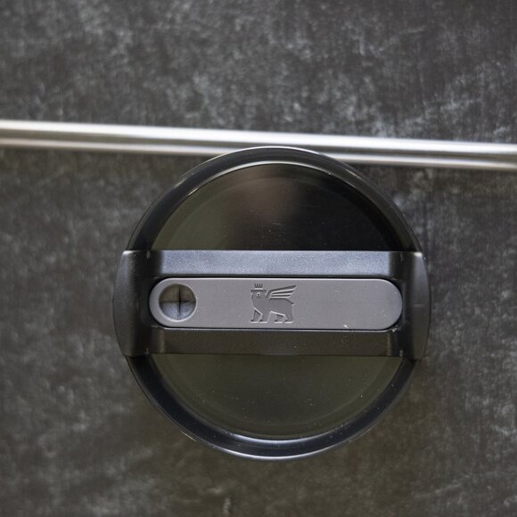 Authentic 40 oz Stanley Quencher Flowstate 2.0 - Halloween - Epoxy Glitter - Picture 7 of 8